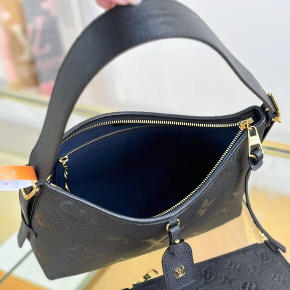 Classic Louis Vuitton Bag: A Stylish and Versatile Choice for Elegance - Picture 6 of 6